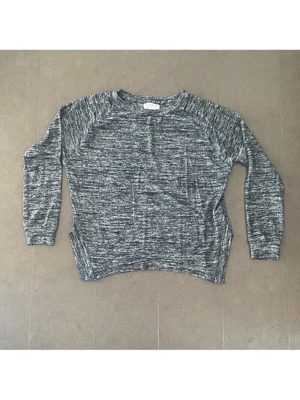 VELVET by Graham & Spencer long sleeve top size Small
